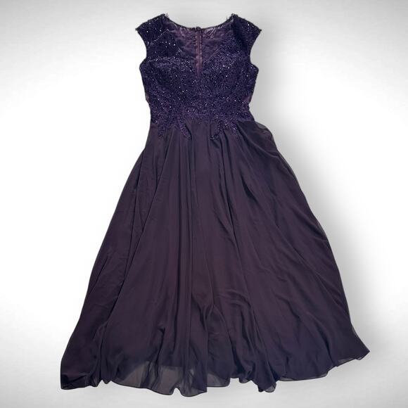 Mac Duggal Appliqued Bodice Flowy Short Sleeve Purple Ball Gown Dress Sz 8 20264 - Picture 2 of 13